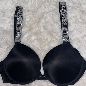 Victorias Secret Very Sexy Smooth Shine Strap Push Up Bra 32B